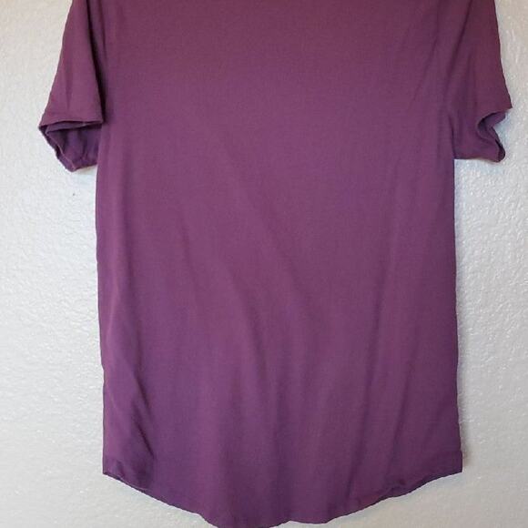 Men's purple t-shirt, size Medium - Picture 2 of 3